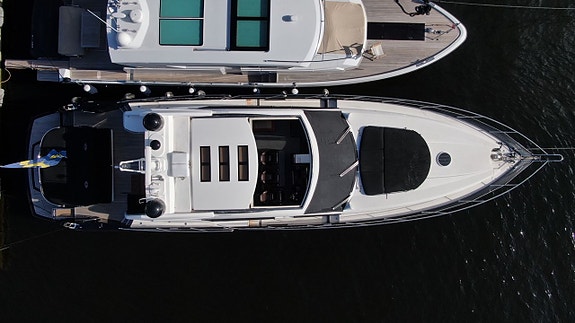 Sunseeker 74 Predator -2010 3 of 29