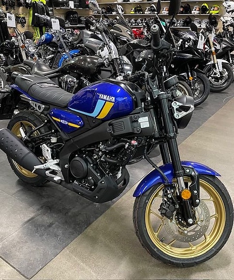 Yamaha XSR125 ABS REA SPARA 11000 kr  xsr xsr-125 6 of 7
