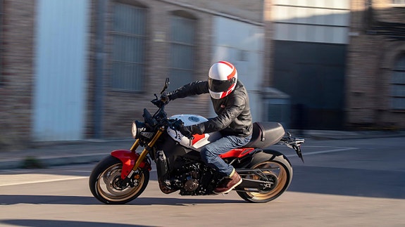 Yamaha XSR900 *NU I BUTIK - KAMPANJ* 5 of 9