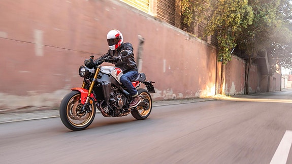 Yamaha XSR900 *NU I BUTIK - KAMPANJ* 6 of 9