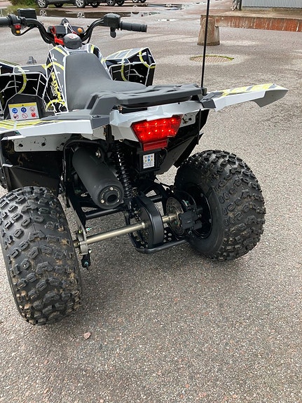 Polaris Outlaw Outlaw 70 5 of 7
