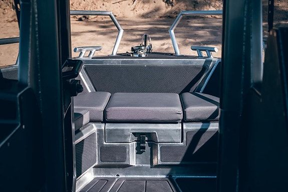 Victory A6 Cabin Mercury F150 2026 Bra köp! 8 of 12