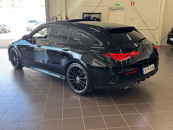 Mercedes-Benz CLA220 d 4 of 5