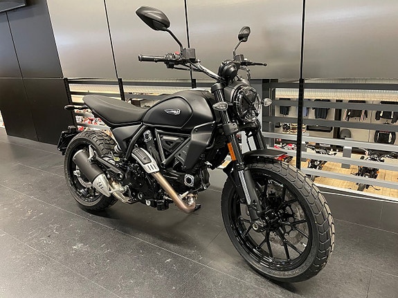 Ducati Scrambler Icon Dark Kampanj 10 000:- 4 of 5