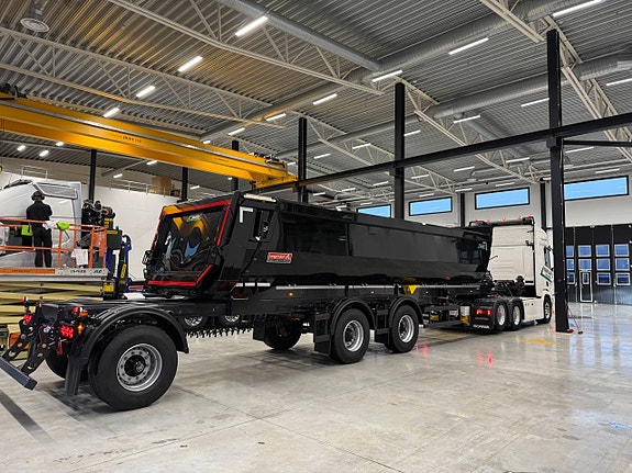 Hakarps - Langendorf tipptrailer sista utskjutbar OMG LEV