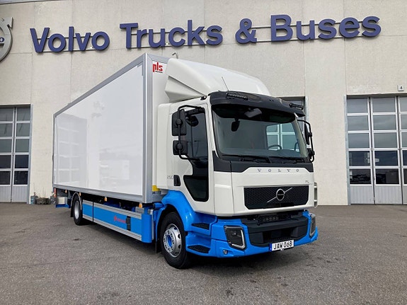 Volvo FL 250hk 4x2 2 of 5