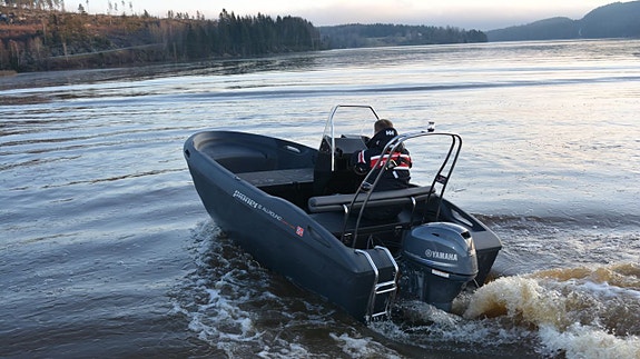 Pioner 15 Allround SE med styrpulpet - Yamaha F40 FETL.