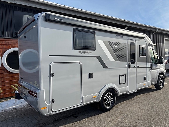 Adria Compact DL 60Y 60 YEARS 6 of 18