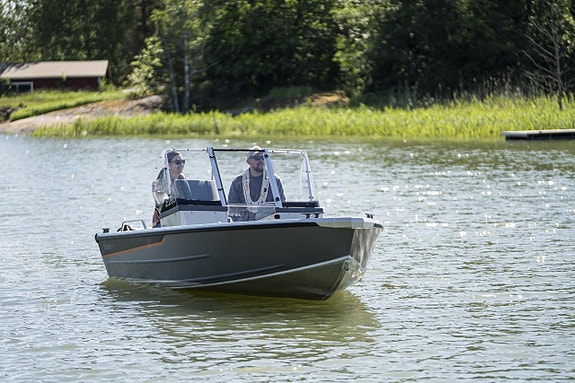 Buster S2 -24 Yamaha F30BETL -24