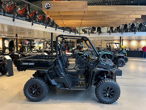 Can-Am Traxter XU T ABS HD11 3-cyl i LAGER 2 of 7