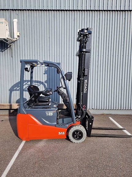 Toyota 8 FBEK 18 T. 6,5 meter