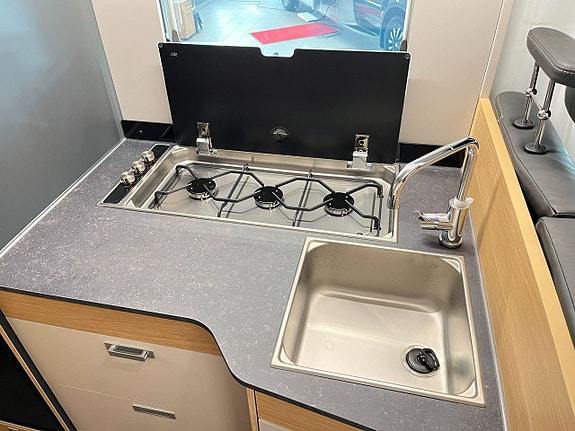 Adria CORAL XL 660 SL (Aut+Markis+Backkamera+ALDE) 15 of 21