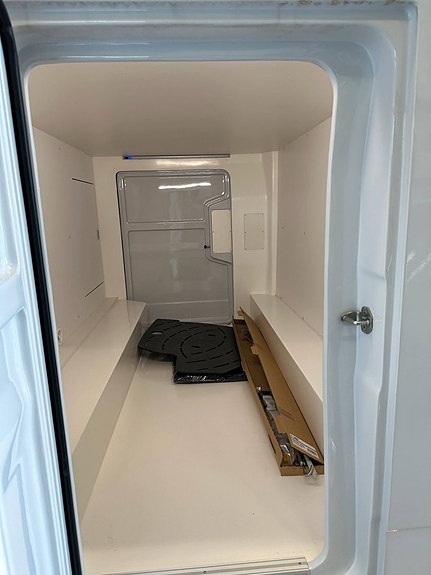 Wingamm Oasi 690 TWIN 140HK AUT Långbädd+taksäng! VINTERVAGN 24 of 24