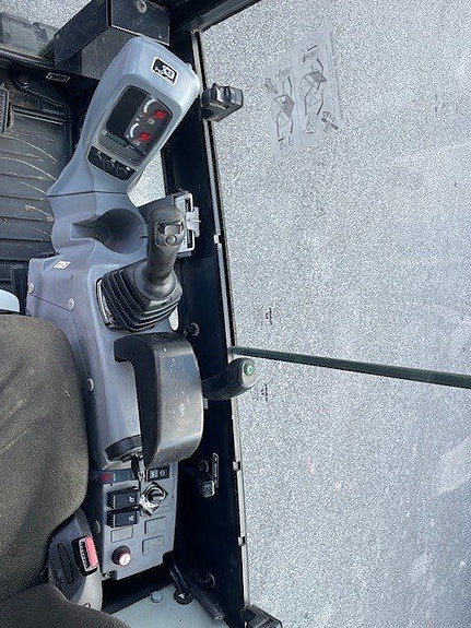Kubota KX019-4 5 of 7