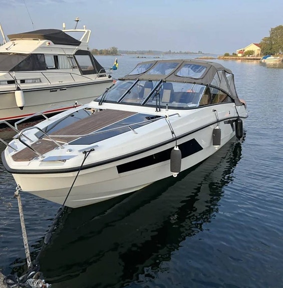 Båtgiganten Ab / Finnmaster T8 från 2021 / 300hk / FÅ TIMMAR