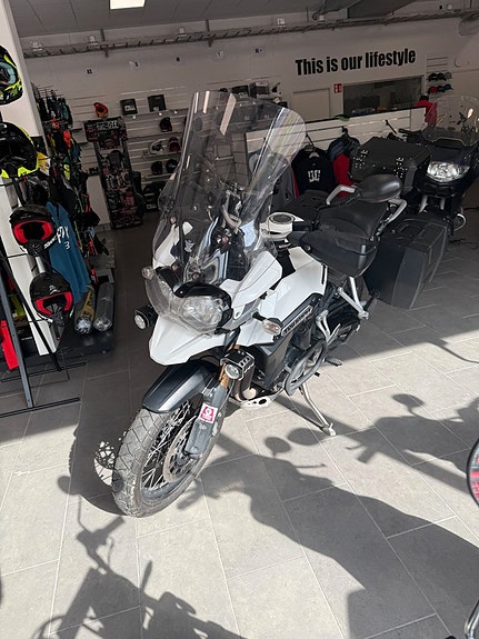 Triumph Tiger Explorer 1200 XC 12 of 14