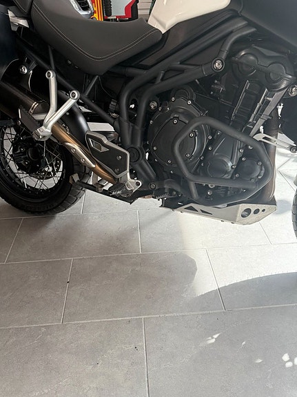 Triumph Tiger Explorer 1200 XC 10 of 14