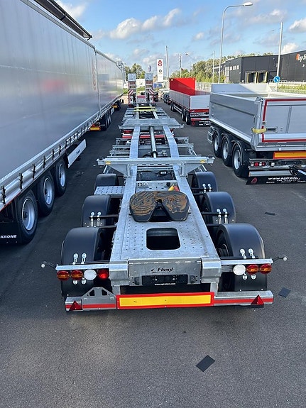 3 axlad container link 3 of 3