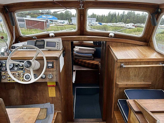 Majra Oxelö 26 & Volvo Penta 170 hk 4 of 5