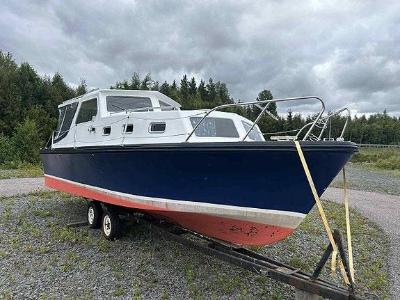 Majra Oxelö 26 & Volvo Penta 170 hk 2 of 5