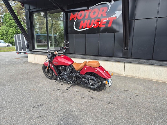Indian Scout Sixty -16 2 of 2