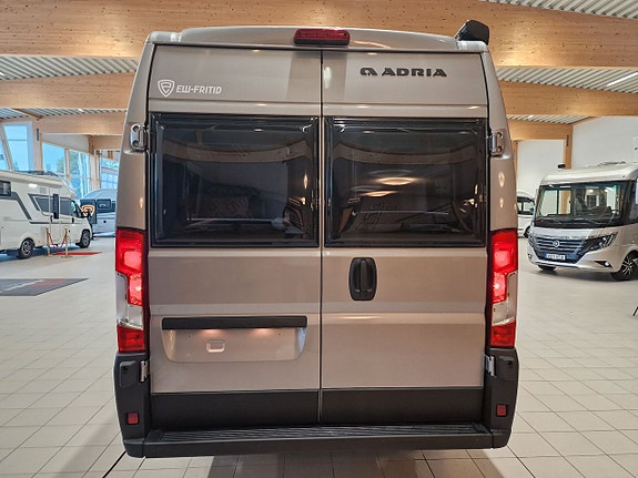 Adria TWIN 640 SLB 60Y (60 Year+Aut 140hk+Adaptiv+TRUMA D6E) 4 of 24