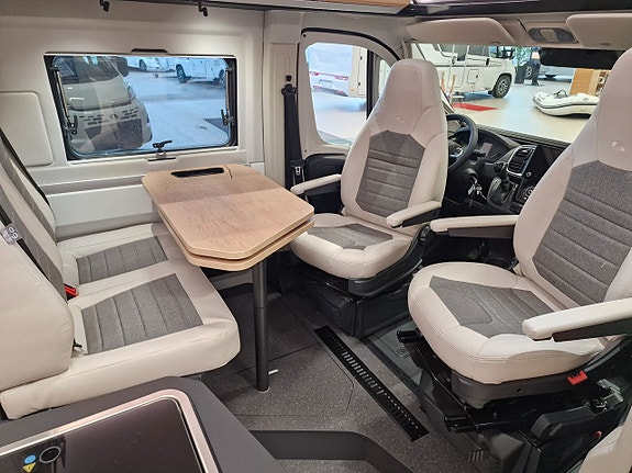 Adria TWIN 640 SLB 60Y (60 Year+Aut 140hk+Adaptiv+TRUMA D6E) 12 of 24