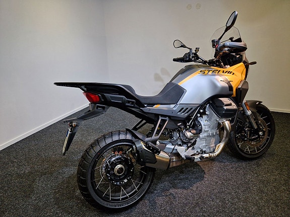Moto Guzzi V100 Stelvio ARAS /Ex-demo/OUTLET! 4 of 5