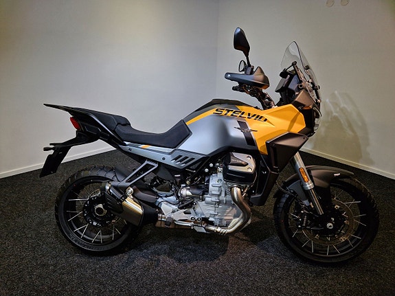 Moto Guzzi V100 Stelvio ARAS /Ex-demo/OUTLET! 3 of 5