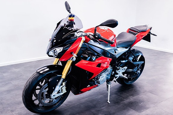 BMW Motorrad S 1000 R 1.0 Dynamic Akrapovi 3 of 8