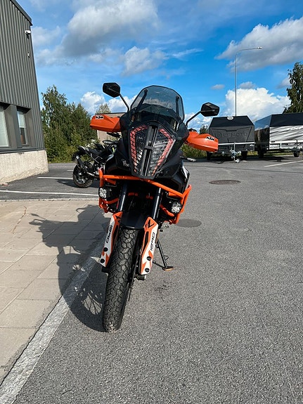 KTM 1290 Super Adventure R 4 of 5