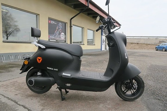 Yadea M6L Elmoped Mattsvart
