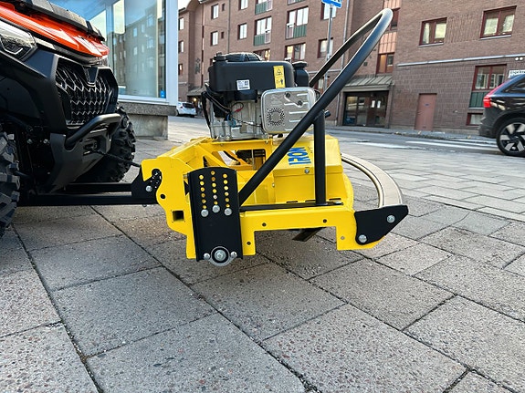 -- Iron Baltic Frontmonterat klippaggregat ATV 3 of 12