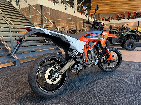 KTM 125 SMC R 0% ränta 38mån 3 of 6