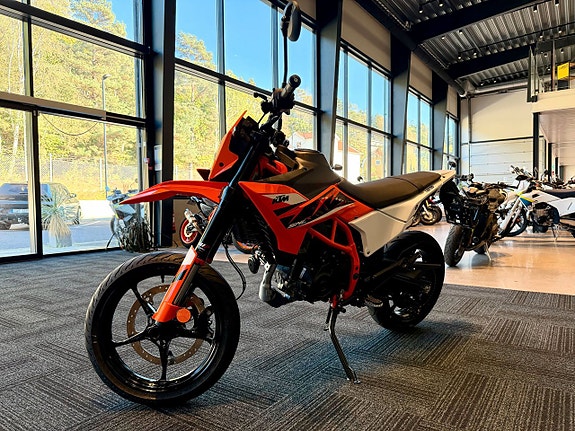 KTM 125 SMC R 0% ränta 38mån 6 of 6