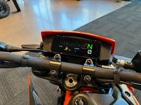 KTM 125 SMC R 0% ränta 38mån 5 of 6