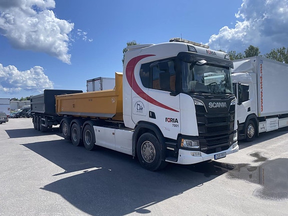 Scania SCANIA  R 520 B8x4*4NB