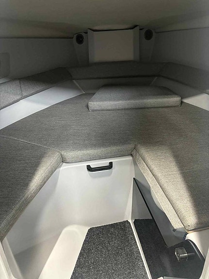 Silver Viper DCz & Honda BF250 XRU (Comfort Paket) -2026 8 of 10