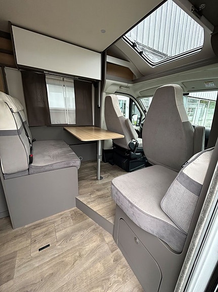 LMC TOURER LIFT H 730 G, 2xAC DROPDOWN, LÅNGBÄDD 2 of 18