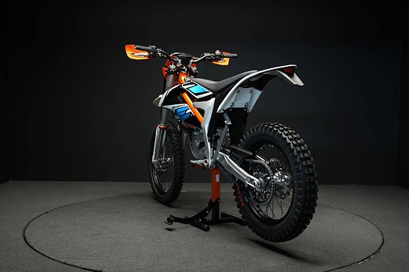 KTM Freeride E-XC - JE68 September Rush 2 of 9