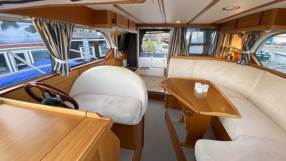 Nord West 390 Flybridge -2001 9 of 20