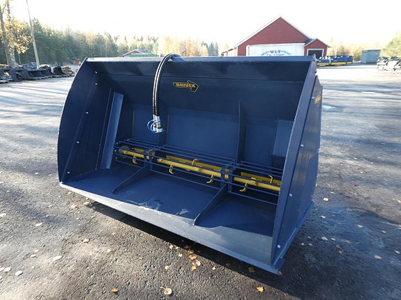 Sandspridarskopa Drivex 2,5kbm Stora BM Fästet 2 of 5