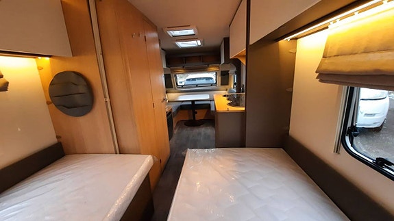 LMC Tandero 510E 11 of 16