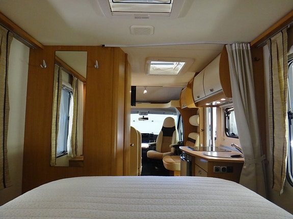 Bürstner Nexxo T 687 "Queensbed " Hög lastvikt " Endast 2 äg 10 of 20