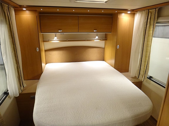 Bürstner Nexxo T 687 "Queensbed " Hög lastvikt " Endast 2 äg 9 of 20