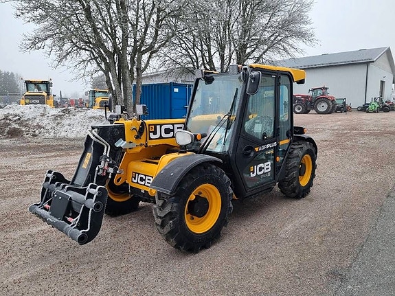 JCB 525-60 Agri Ny omg.Lev! 2 of 5
