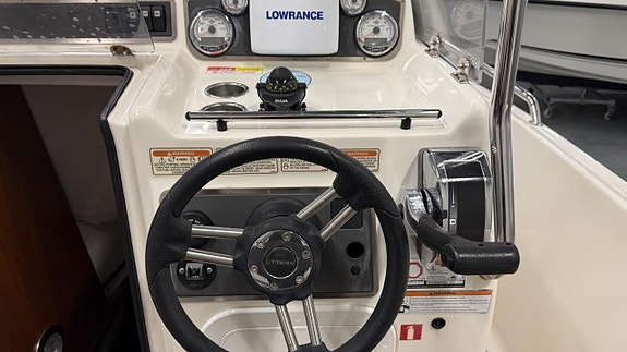 Uttern S64 med Mercruiser 4,3L MPI -12 6 of 10