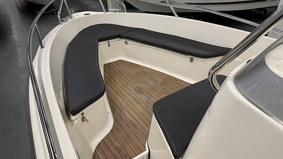 Uttern S64 med Mercruiser 4,3L MPI -12 7 of 10