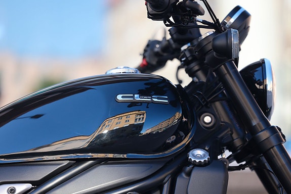 CFMOTO 450 CL-C Bobber | Nebula Black 10 of 15