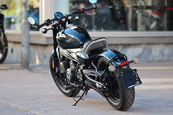 CFMOTO 450 CL-C Bobber | Nebula Black 6 of 15
